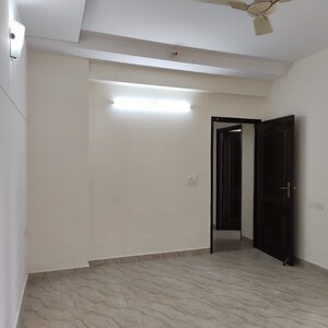 Room in 3 BHK Apartment at Exotica Fresco, Sector 137 – for Rent