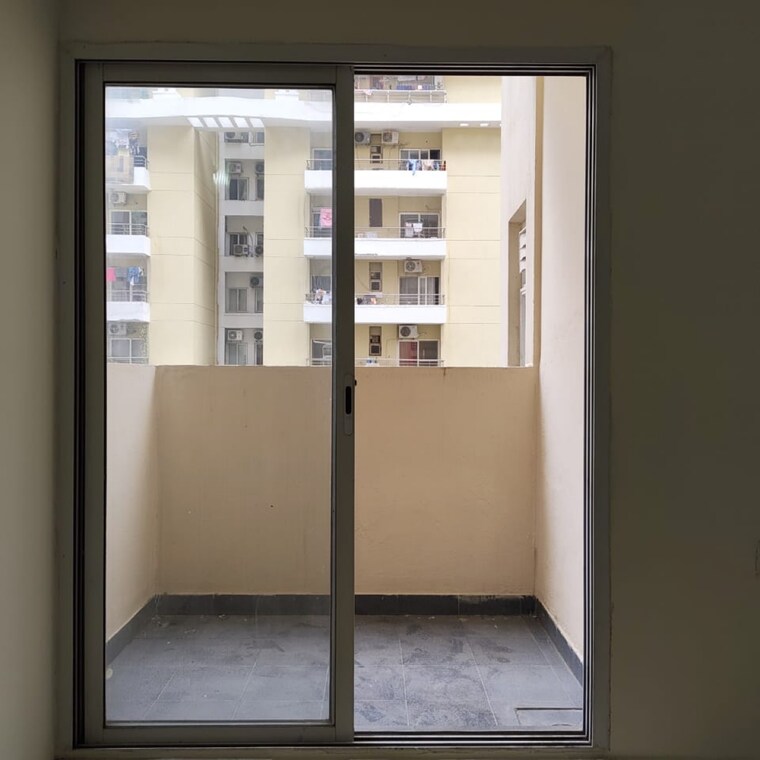 Room, exotica-fresco 3 Bedroom 1690 Sq.Ft. Apartment In Sector 137 Noida 9350333