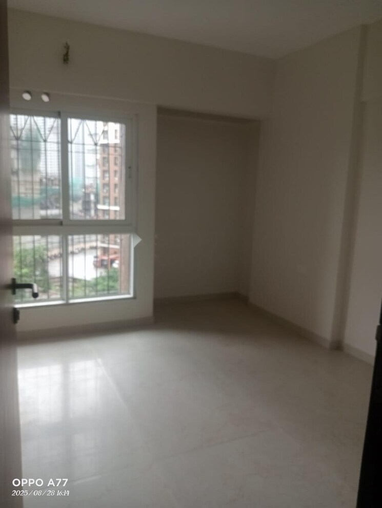 Room, dosti-west-county 2 Bedroom 650 Sq.Ft. Apartment In Balkum Pada Thane 9350338