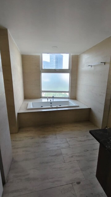 Room in 4 BHK Apartment at Adani Oyster Grande Phase 2, Sector 102 – for Rent