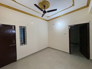 2 BHK Builder Floor For Rent in Nallagandla