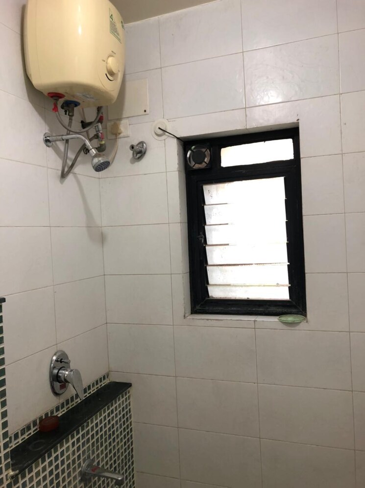 Bathroom, golden-cascade 3.5 Bedroom 2200 Sq.Ft. Apartment In Wakad Pune 9350361