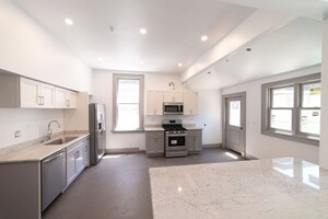 Kitchen in 2 BHK Apartment at Rohit Apartments, Andheri West – for Rent