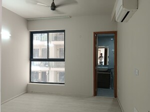 Room in 3 BHK Apartment at M3M Heights, Sector 65 – for Sale