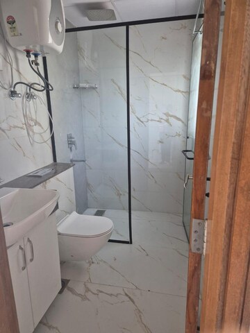 Bathroom in 3 BHK Apartment at M3M Heights, Sector 65 – for Sale