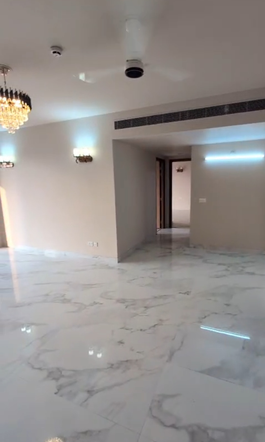 3 BHK + Servant Room Apartment For Rent in M3M Heights