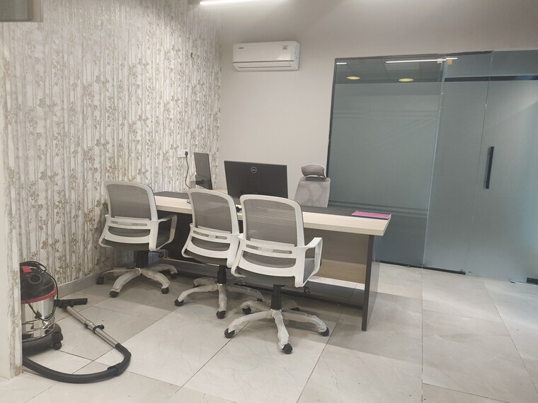 Team Area, sector 74 Commercial Office Space 1500 Sq.Ft. In Sector 74 Mohali 9350415
