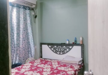 Bedroom in 2 BHK Apartment at Maheshwari CHS, Borivali West – for Sale