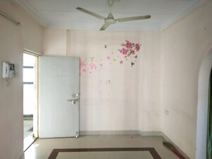 Room in 2 BHK Apartment at New Mhada Towers, Andheri West – for Rent