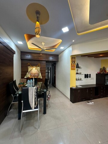 2 BHK Apartment For Rent in Maharaja Retreat CHS, Goregaon East