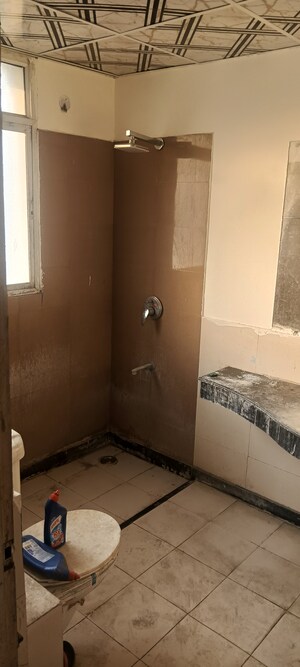 Master Bedroom in 4 BHK Apartment at Ansal Api Aquapolis, Dundahera – for Rent