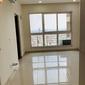 Room in 3.5 BHK Apartment at Assotech Celeste Towers, Sector 37 – for Rent