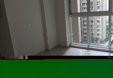 Room in 1 BHK Apartment at Lodha Amara, Kolshet Road – for Rent