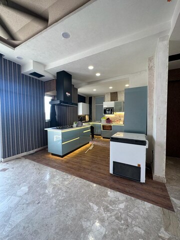 Kitchen in 3.5 BHK Builder Floor at SS Linden, Sector 84 – for Rent