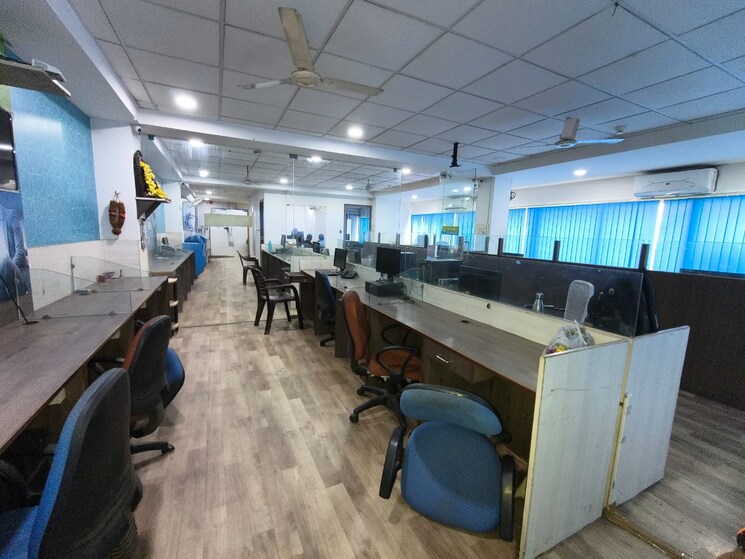 Team Area, thyagaraya nagar Commercial Office Space 1852 Sq.Ft. In Thyagaraya Nagar Chennai 9339592
