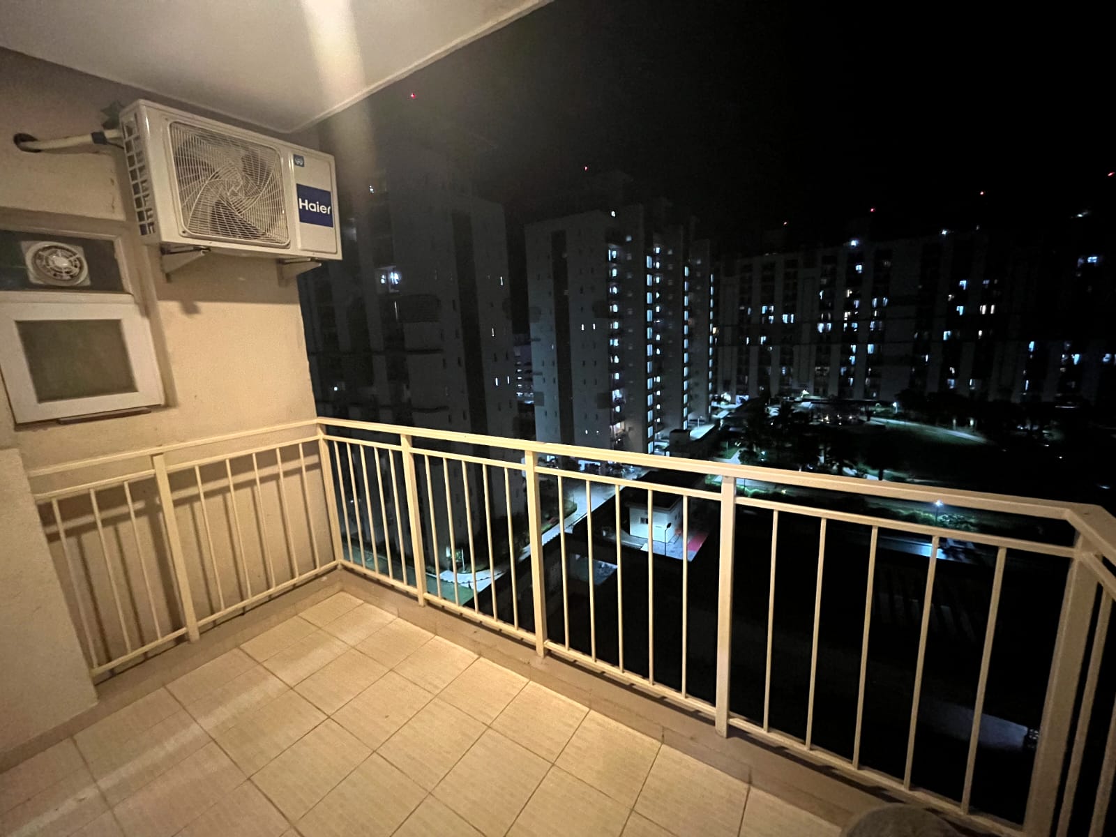 3.5 BHK + Servant Room Apartment For Rent in Emaar Gurgaon Greens