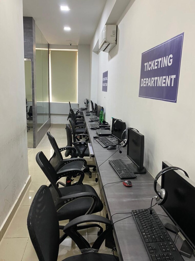 Team Area, haware-infotech-park Commercial Office Space 750 Sq.Ft. In Vashi Sector 30a Navi Mumbai 9350561