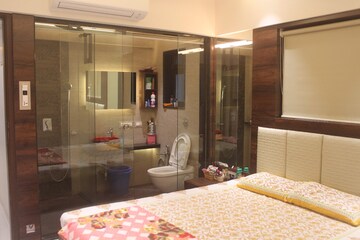 Bedroom in 3 BHK Apartment at Shishira Apartment, Andheri West – for Rent