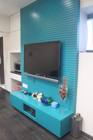 Furnished Amenities in 3 BHK Apartment at Shishira Apartment, Andheri West – for Rent