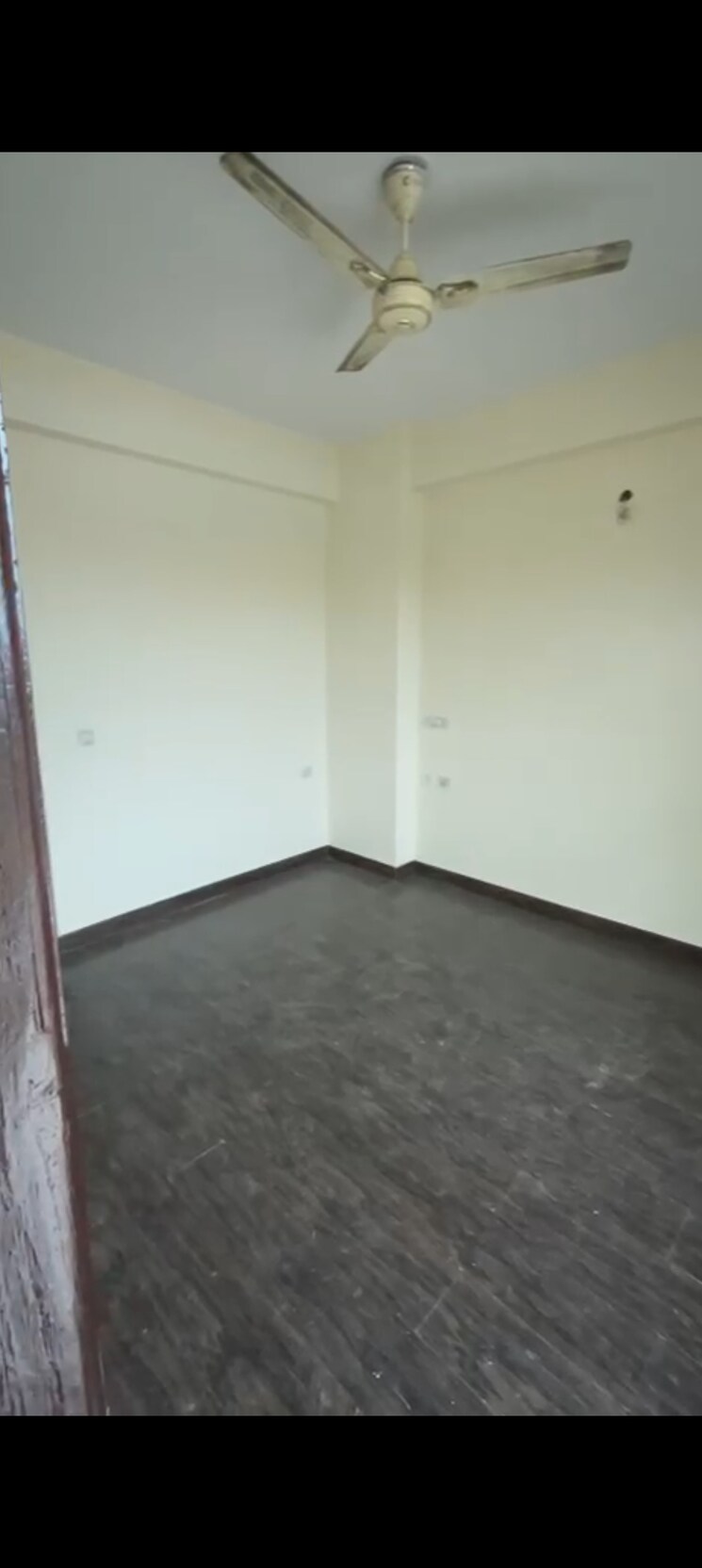 Room, scc-sapphire 2 Bedroom 885 Sq.Ft. Apartment In Raj Nagar Extension Ghaziabad 9350579