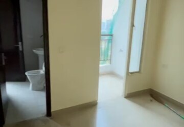 Room in 2 BHK Apartment at SCC Sapphire, Raj Nagar Extension – for Sale