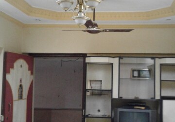 Living Room in 1 BHK Apartment at Vidyavihar Sahnivas CHS, Dadar West – for Rent