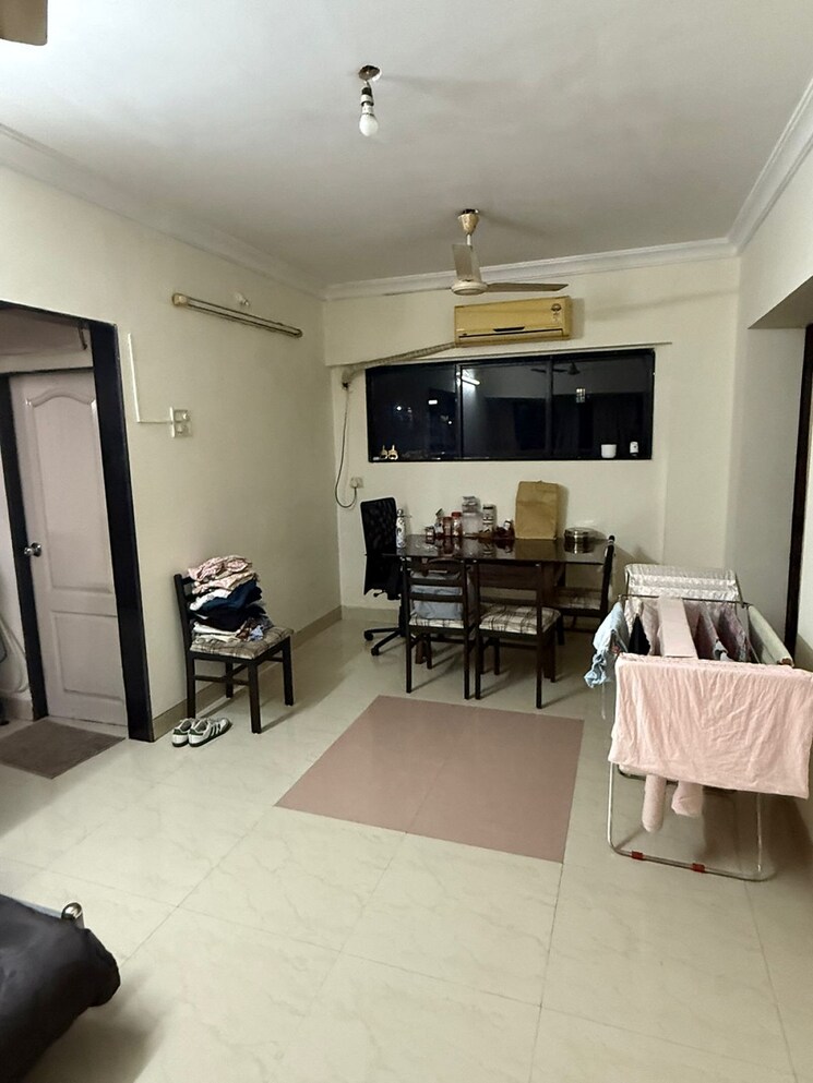Living Room, khar west 2 Bedroom 750 Sq.Ft. Apartment In Khar West Mumbai 9350584