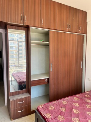 Room in 2 BHK Apartment at Breez Global Heights, Sohna Sector 33 – for Rent