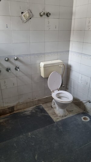 2 BHK Builder Floor For Rent in Arsh Complex, Alpha 1 Greater Noida