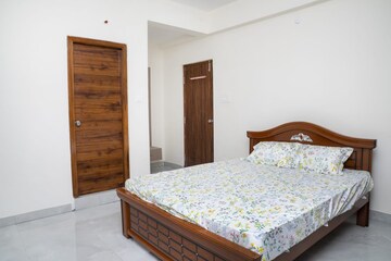 Bedroom in 3 BHK Apartment at Narsingi – for Rent