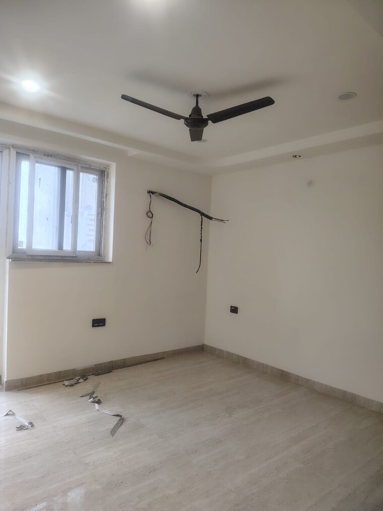 Room, sector 57 3 Bedroom 2700 Sq.Ft. Builder Floor In Sector 57 Gurgaon 9350626