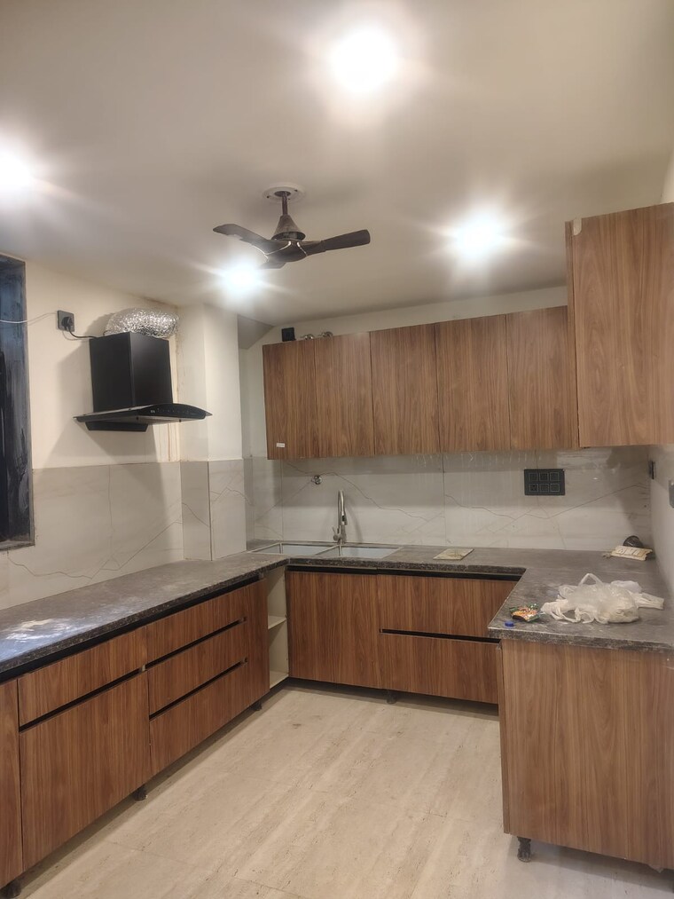 Kitchen, sector 57 3 Bedroom 2700 Sq.Ft. Builder Floor In Sector 57 Gurgaon 9350626