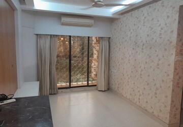 Room in 2 BHK Apartment at Hiranandani Powai Park, Powai – for Rent