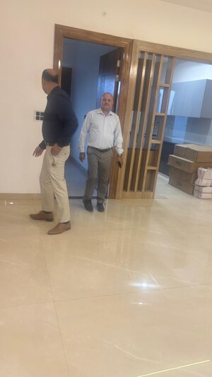 Parking in 3 BHK Builder Floor at Jaipuria Heritage, Shahpur Bamheta – for Sale