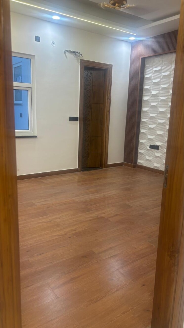 Room, jaipuria-heritage 3 Bedroom 1850 Sq.Ft. Builder Floor In Shahpur Bamheta Ghaziabad 9350632