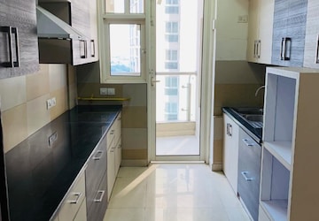 Kitchen in 6+ BHK Villa at Sector 40 – for Sale