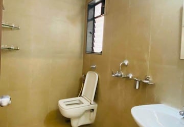 Bathroom in 5 BHK Villa at Anurag CHS Louis Wadi, Louis Wadi – for Sale
