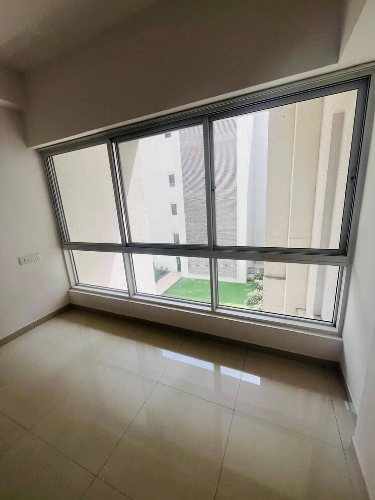 Room, gera-world-of-joy 3 Bedroom 1059 Sq.Ft. Apartment In Kharadi Pune 9350654