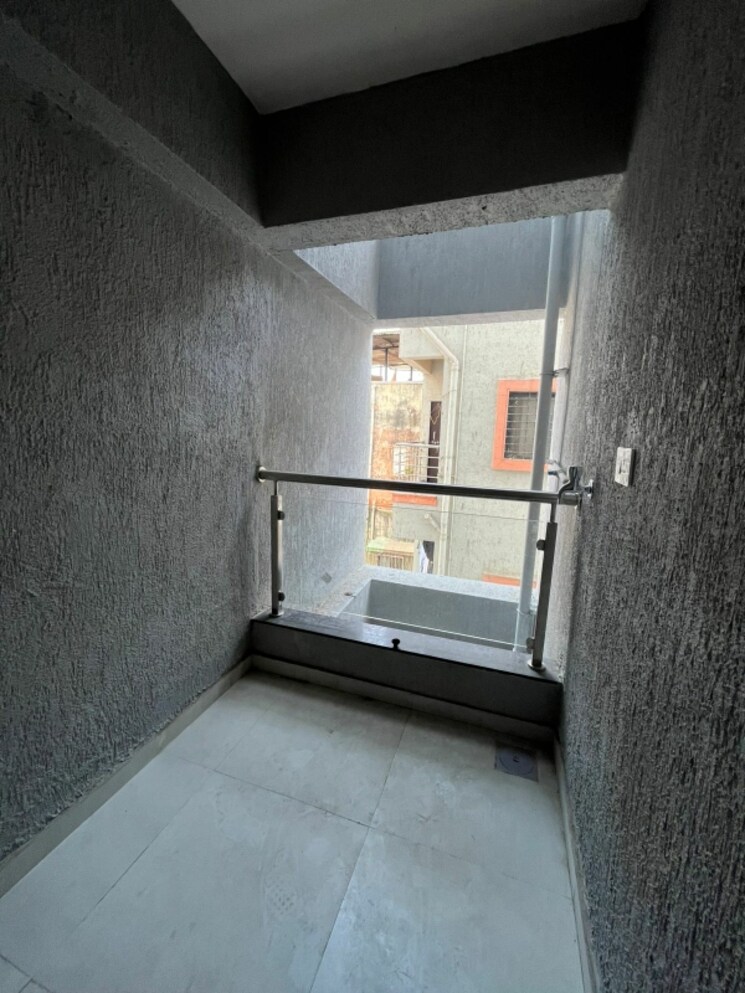 Other, dhanvantari colony 1.5 Bedroom 600 Sq.Ft. Apartment In Dhanvantari Colony Pune 9350657