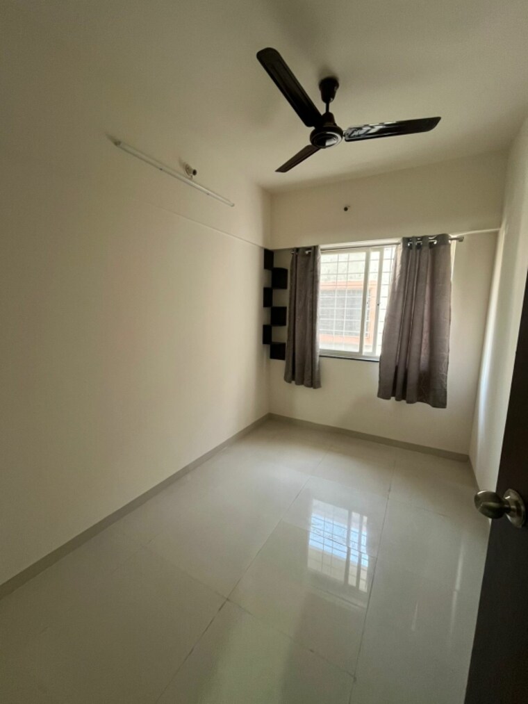 Room, dhanvantari colony 1.5 Bedroom 600 Sq.Ft. Apartment In Dhanvantari Colony Pune 9350657