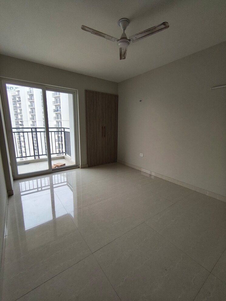 Room, eldeco-live-by-the-greens 2 Bedroom 1137 Sq.Ft. Apartment In Sector 150 Noida 9350659