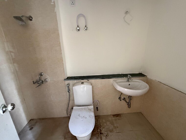 Bathroom, sarfabad village 4 Bedroom 2100 Sq.Ft. Builder Floor In Sarfabad Village Noida 9350665