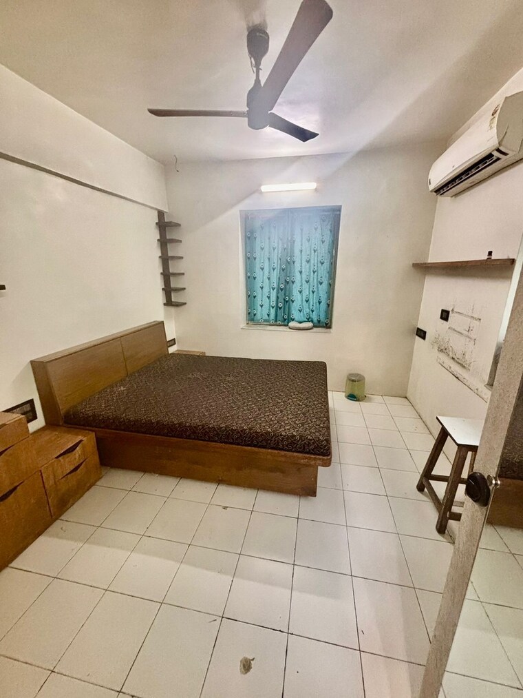 Bedroom, santacruz west 2 Bedroom 750 Sq.Ft. Apartment In Santacruz West Mumbai 9350653