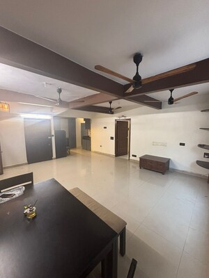Living Room in 2 BHK Apartment at Santacruz West – for Rent