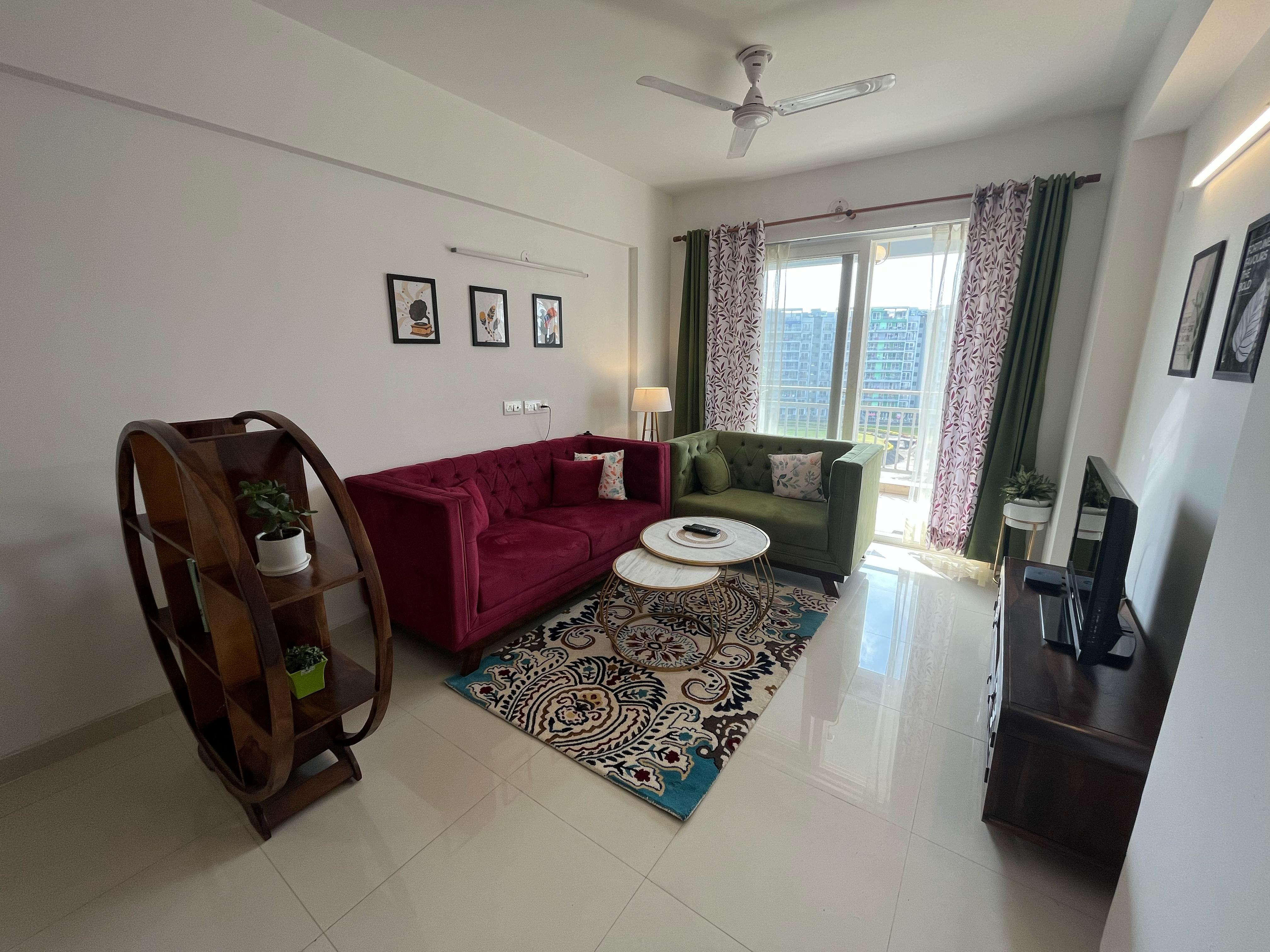 2 BHK Apartment For Rent in Pacific Golf Estate