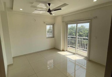 Bathroom in 5 BHK Villa at Silver Arch Thane West, Samata Nagar – for Sale