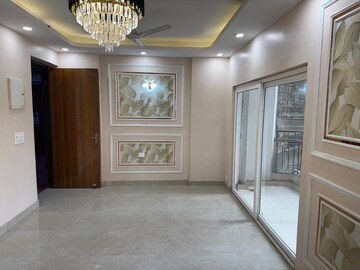 Room in 3 BHK Apartment at Mangalya Novena Green, Tech Zone 4 Greater Noida – for Sale