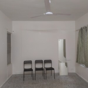 Room in 2 BHK Apartment at Bandra West – for Rent