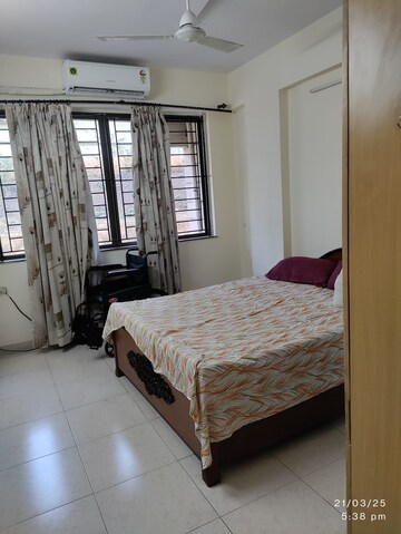 Bedroom in 2 BHK Apartment at K Raheja Vihar, Powai – for Rent