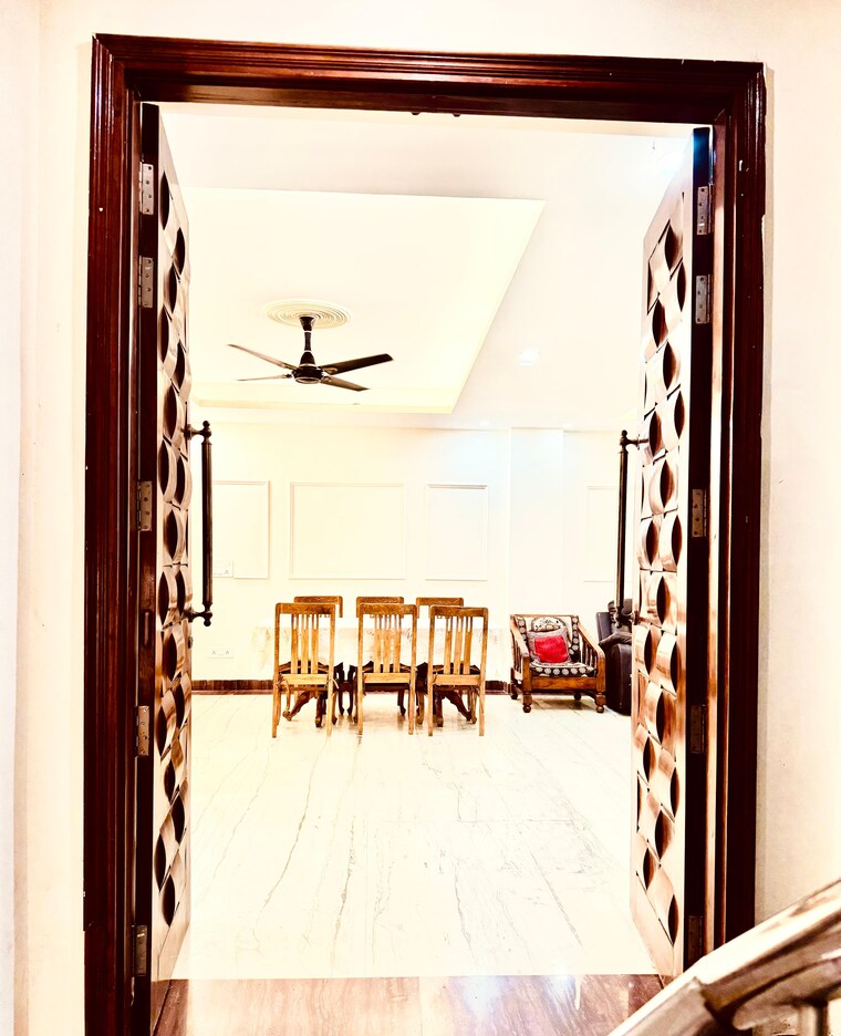 Balcony, vipul-world-floors 3.5 Bedroom 2000 Sq.Ft. Builder Floor In Sector 48 Gurgaon 9350718